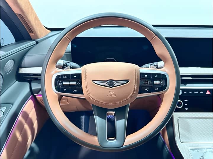 Фото 9 - Genesis GV80