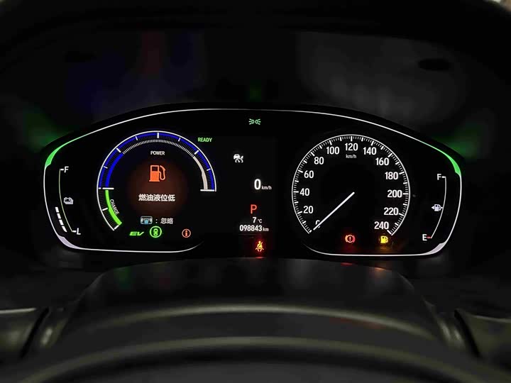 Фото 7 - Honda Accord