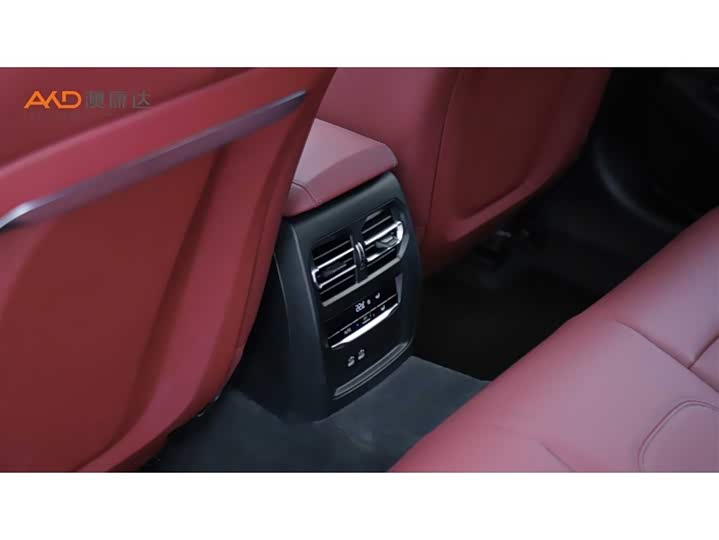 Фото 9 - BMW 3 Series