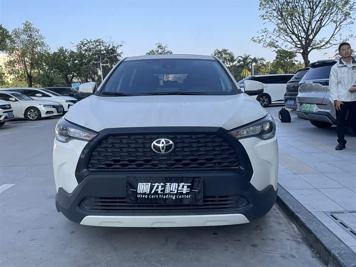 Фото 2 - Toyota Corolla Cross