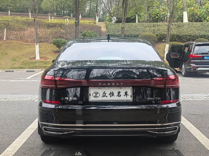 Фото 5 - Volkswagen Passat