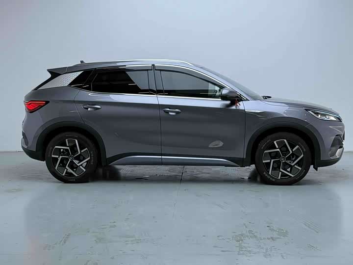 Фото 5 - BYD Yuan Plus