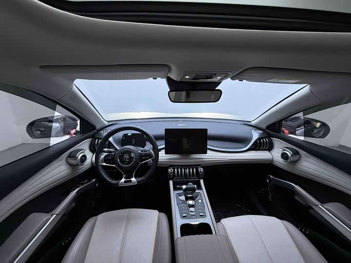 Фото 8 - BYD Yuan Plus