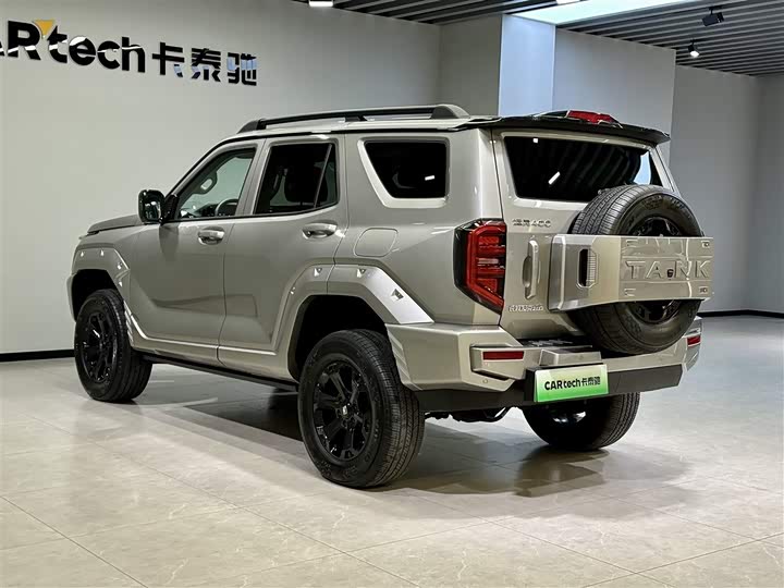 Фото 5 - Tank 400 Hybrid