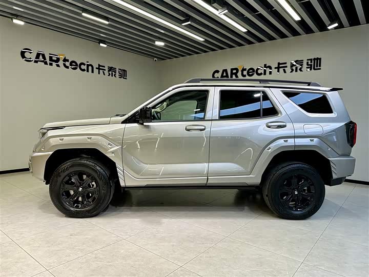 Фото 6 - Tank 400 Hybrid