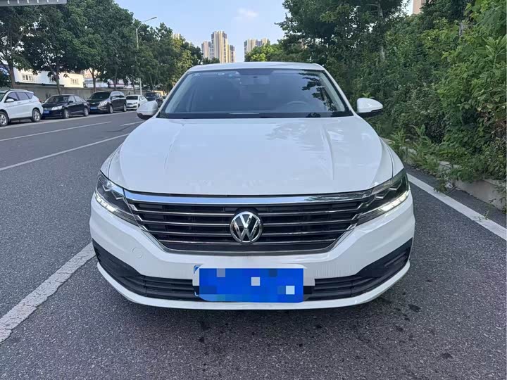 Фото 2 - Volkswagen Lavida