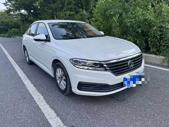 Фото 3 - Volkswagen Lavida