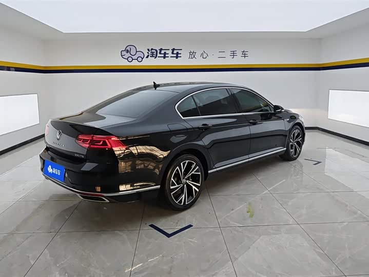 Фото 3 - Volkswagen Magotan