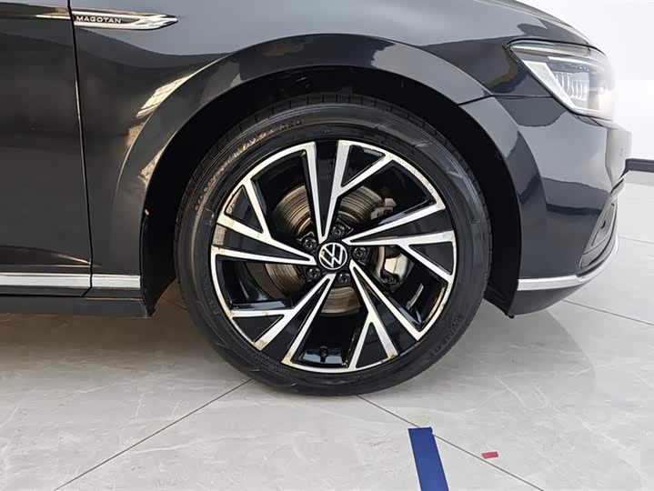 Фото 6 - Volkswagen Magotan