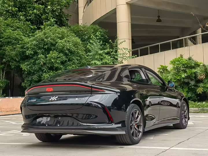 Фото 4 - IM motors L6