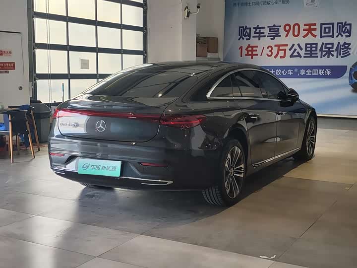 Фото 9 - Mercedes-Benz EQS