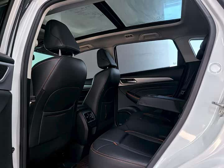 Фото 8 - Haval F7