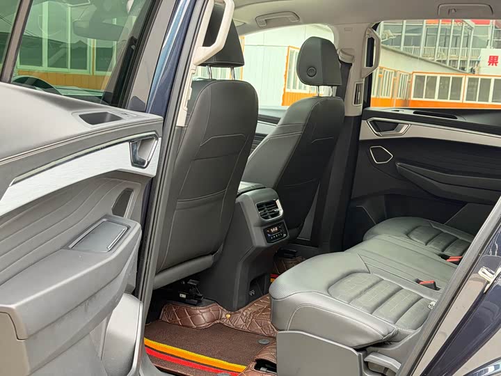 Фото 8 - Volkswagen Talagon