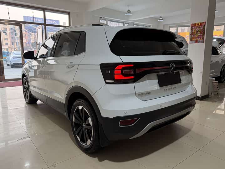 Фото 4 - Volkswagen Tacqua