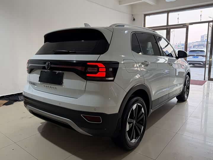 Фото 6 - Volkswagen Tacqua