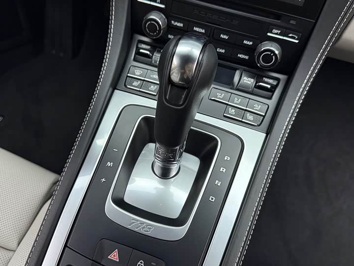 Фото 3 - Porsche 718