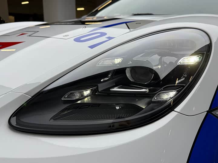 Фото 4 - Porsche 718