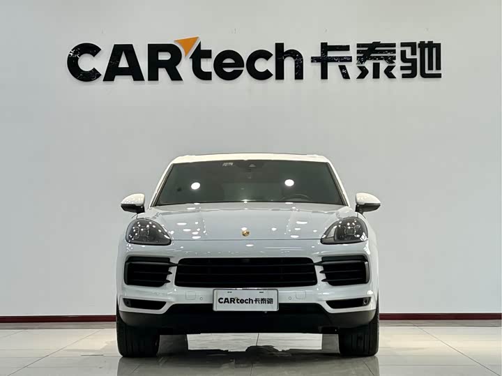 Фото 2 - Porsche Cayenne