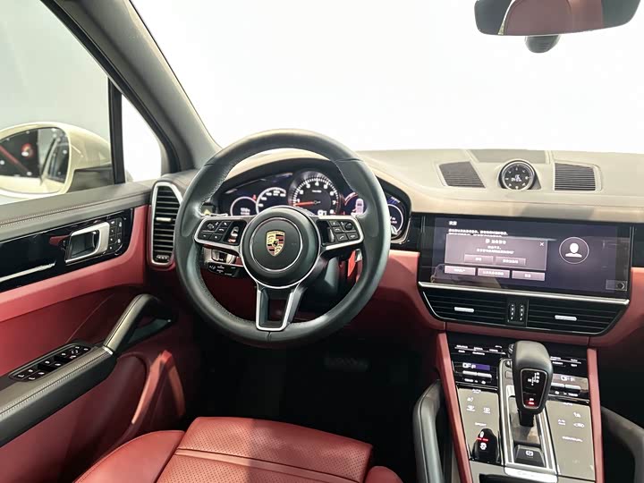 Фото 9 - Porsche Cayenne