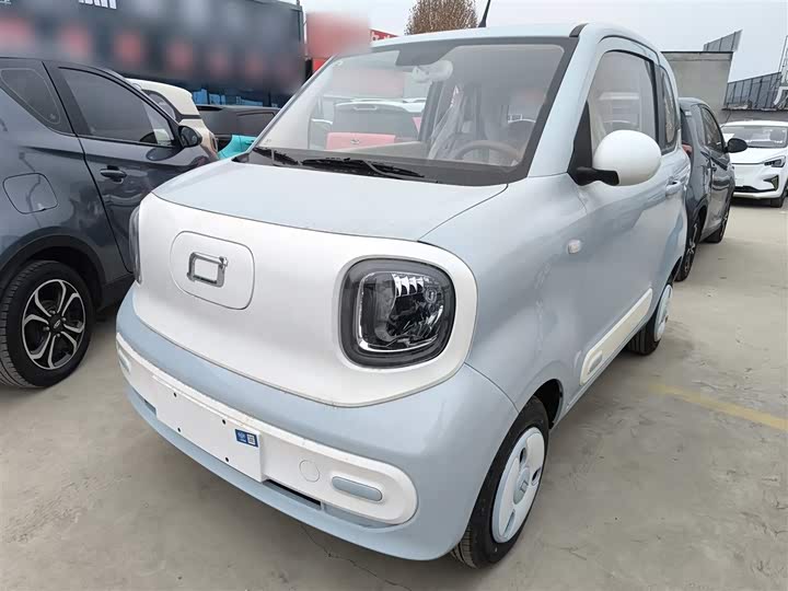 Фото 1 - Bestune Pony