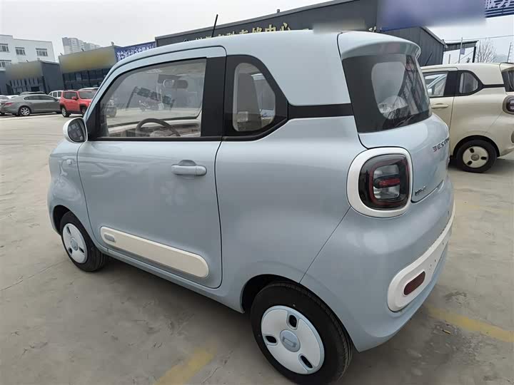 Фото 5 - Bestune Pony