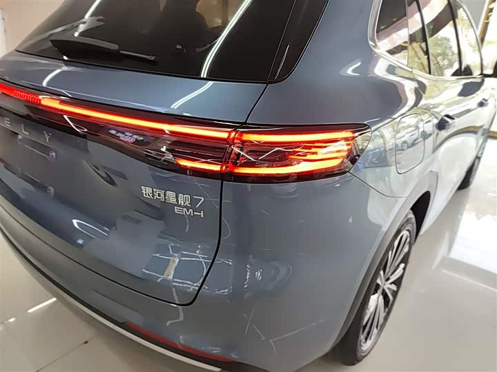 Фото 8 - Geely Galaxy Starship 7