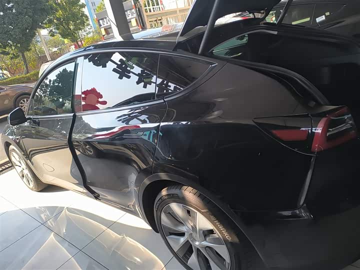 Фото 5 - Tesla Model Y