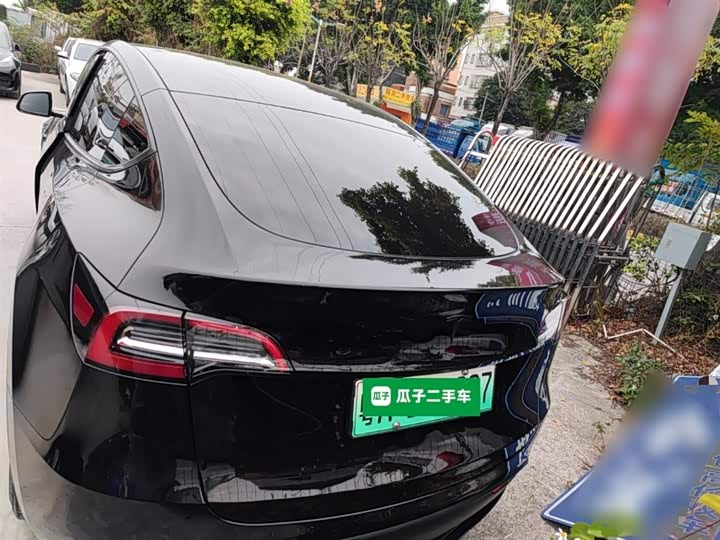 Фото 6 - Tesla Model Y