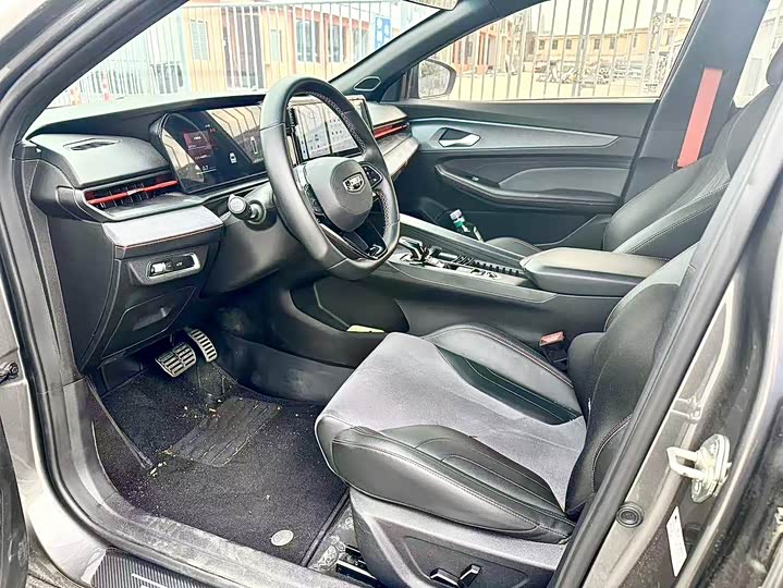 Фото 6 - Geely Binrui