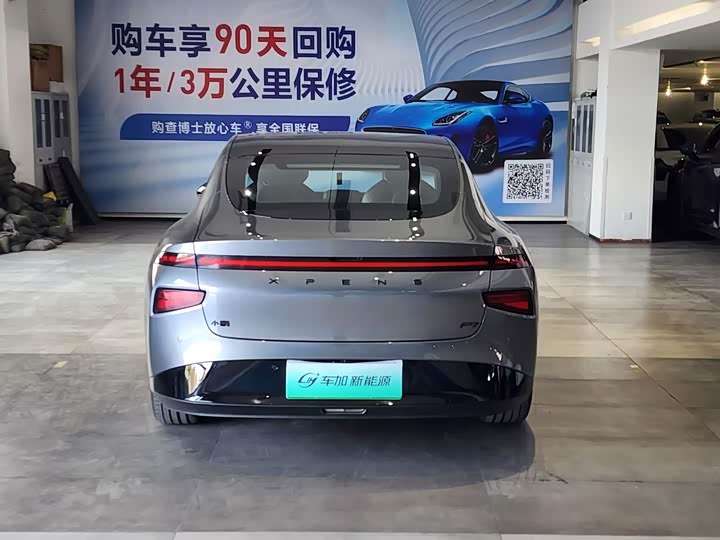 Фото 8 - XPeng P7