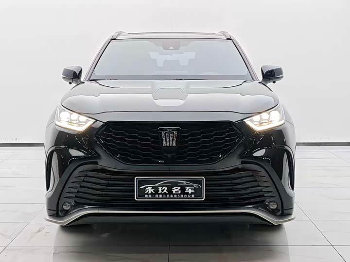 Фото 2 - Toyota Crown Kluger