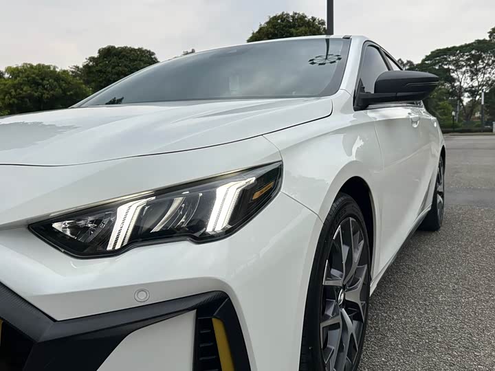 Фото 7 - GAC Trumpchi Empow R