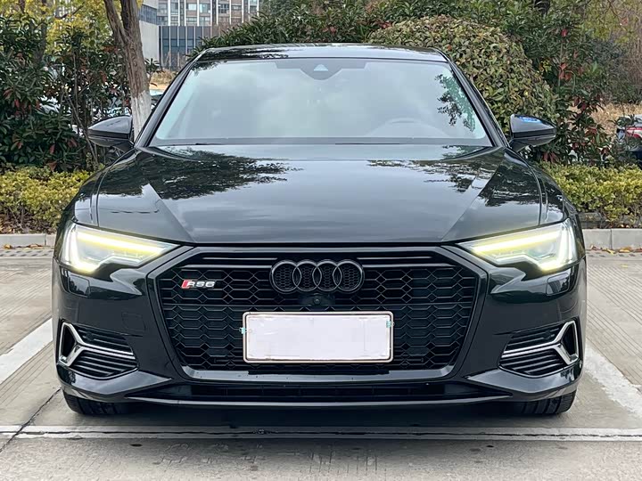 Фото 2 - Audi A6L