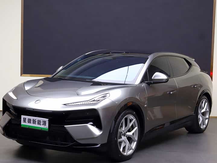 Фото 1 - Lotus Eletre