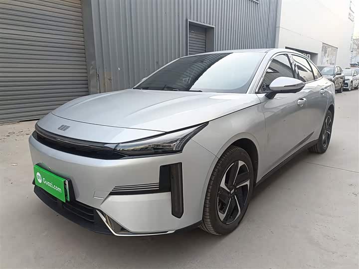 Фото 2 - Geely Galaxy L6