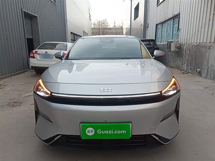 Фото 3 - Geely Galaxy L6