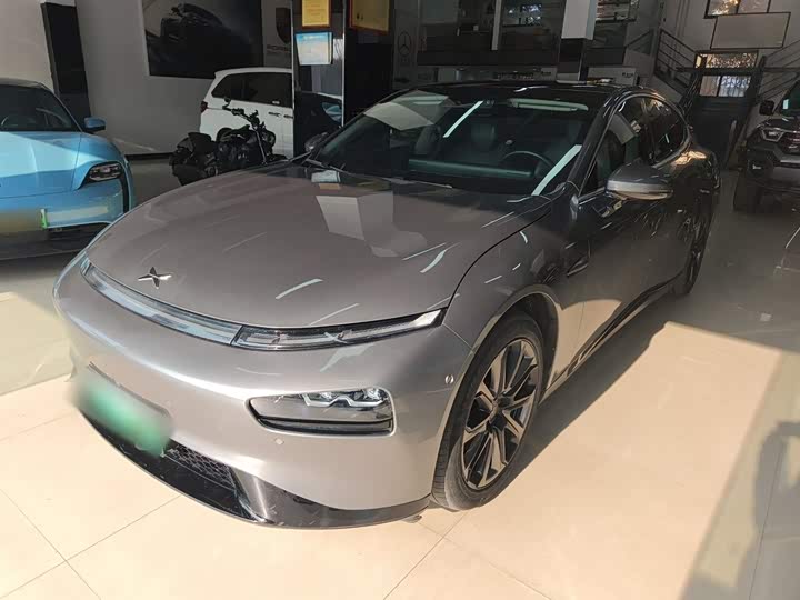 Фото 2 - XPeng P7