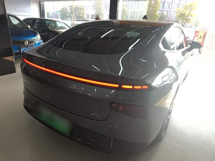 Фото 7 - XPeng P7