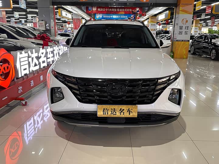 Фото 2 - Hyundai Tucson L