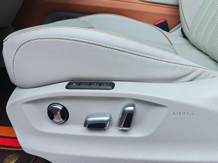 Фото 7 - Volkswagen Teramont Pro