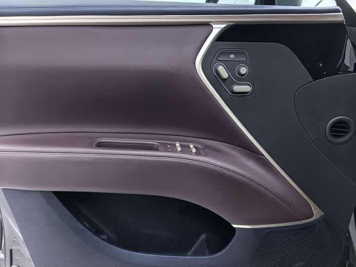 Фото 9 - Avatr 11