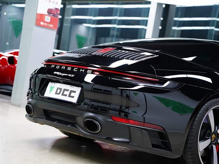 Фото 6 - Porsche 911