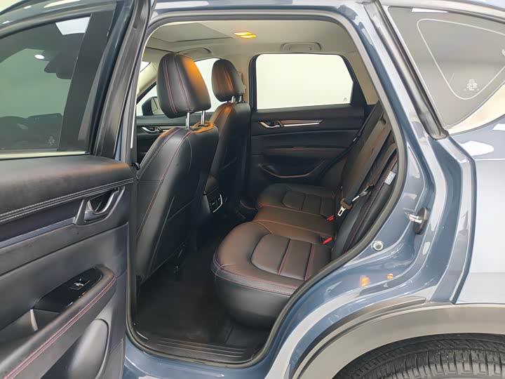 Фото 7 - Mazda CX-5