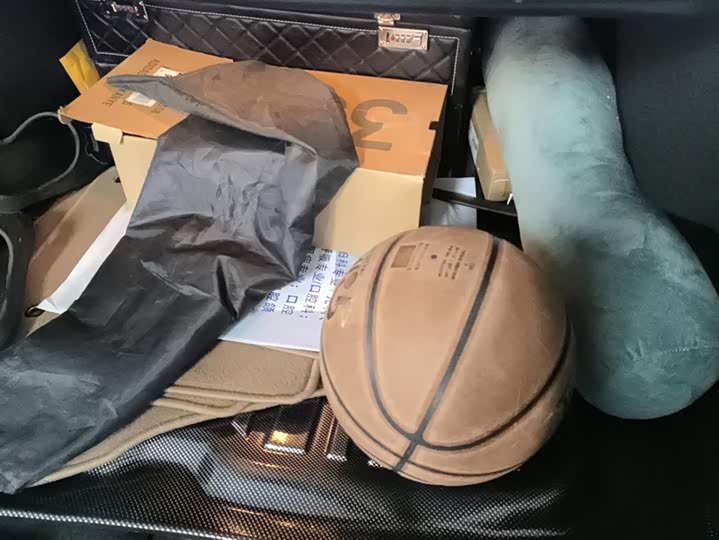 Фото 4 - Jaguar XF L