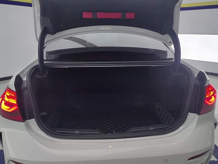 Фото 4 - BMW 1 Series