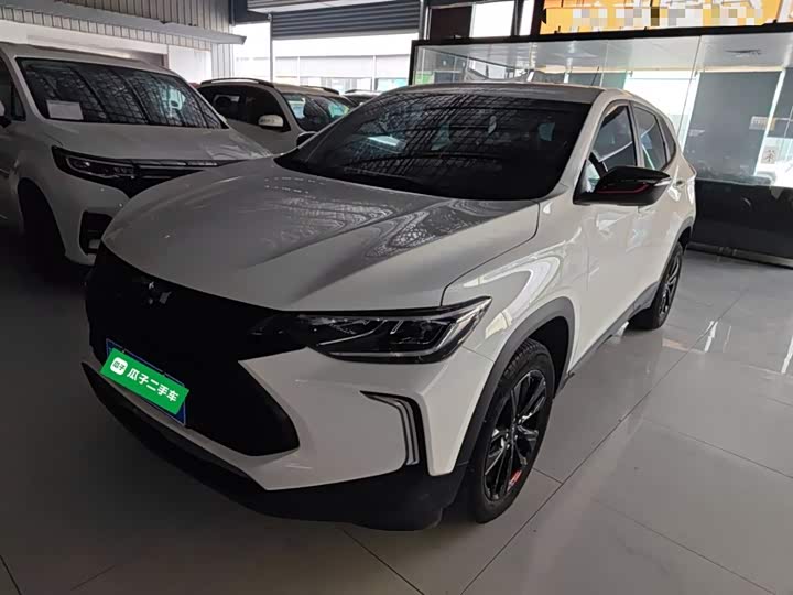 Фото 2 - Chevrolet Tracker