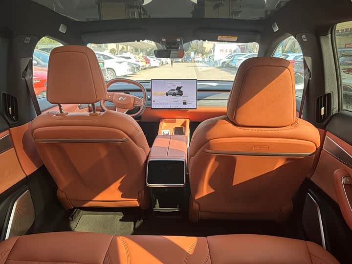 Фото 7 - Nio Onvo L60