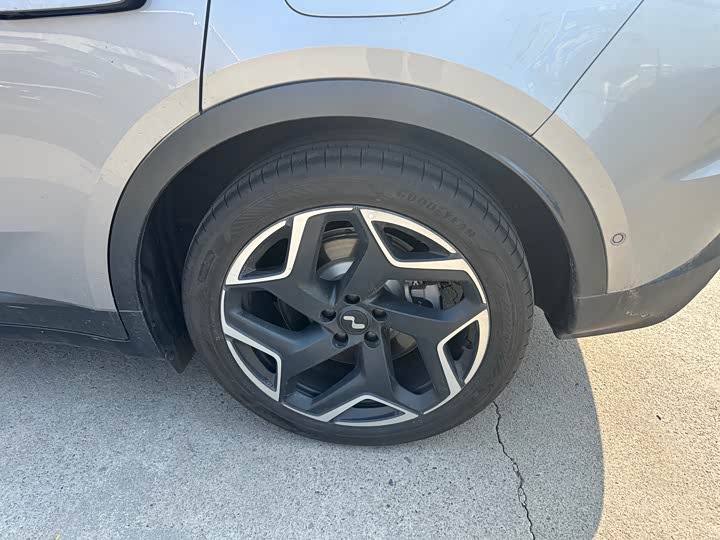 Фото 9 - Nio Onvo L60