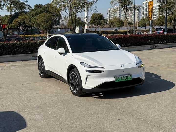 Фото 2 - Nio Onvo L60