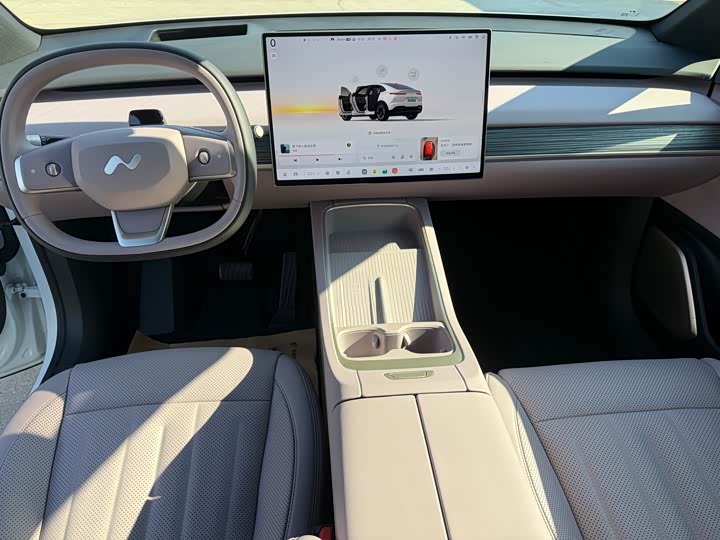 Фото 7 - Nio Onvo L60